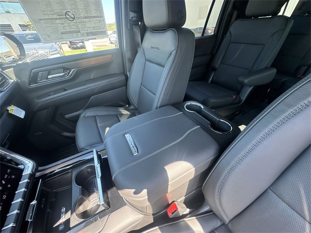 2025 Gmc Yukon XL Denali photo 19