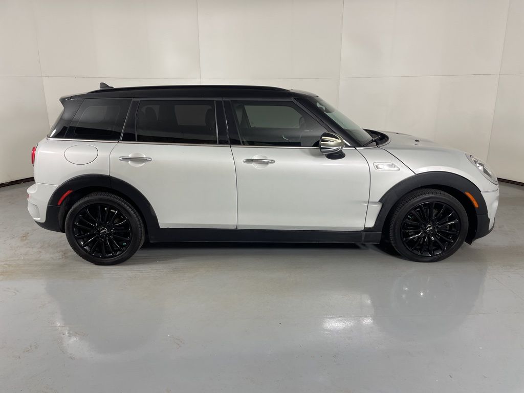 2019 Mini Cooper S Iconic photo 10