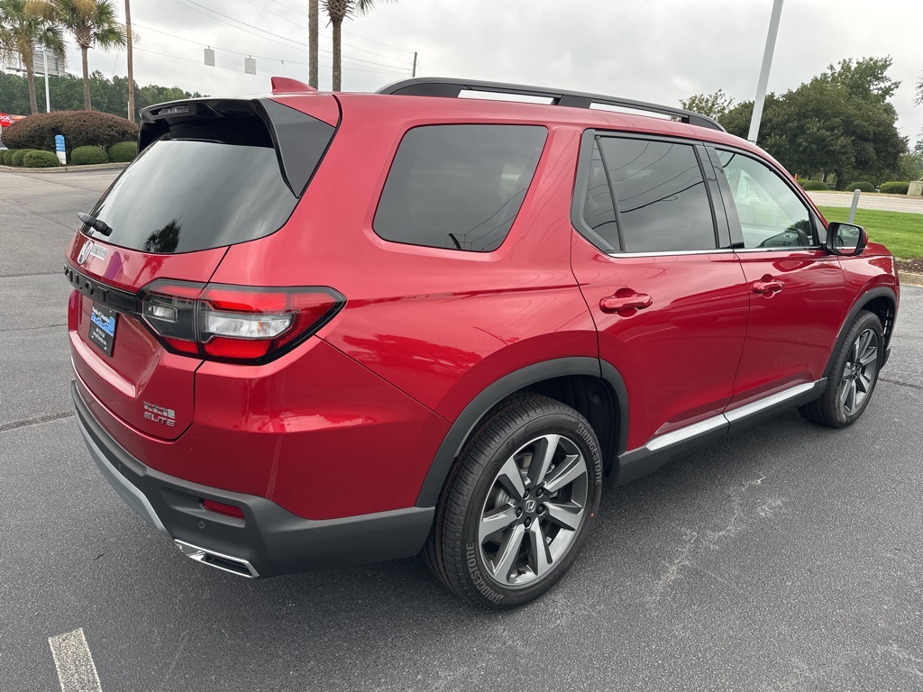 2025 Honda Pilot Elite photo 3