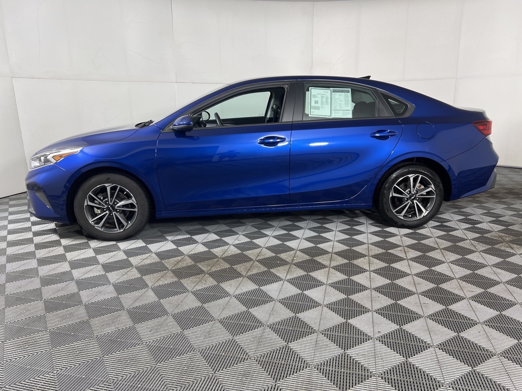2023 Kia Forte LXS photo 16