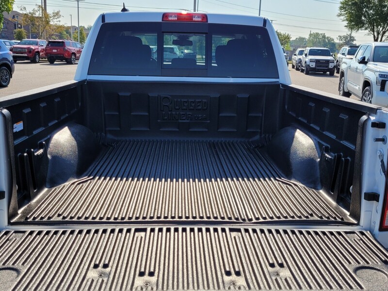 2023 Ram 1500 Classic SLT photo 9