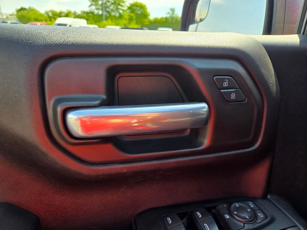 2019 Chevrolet Silverado 1500 Custom Trail Boss photo 20