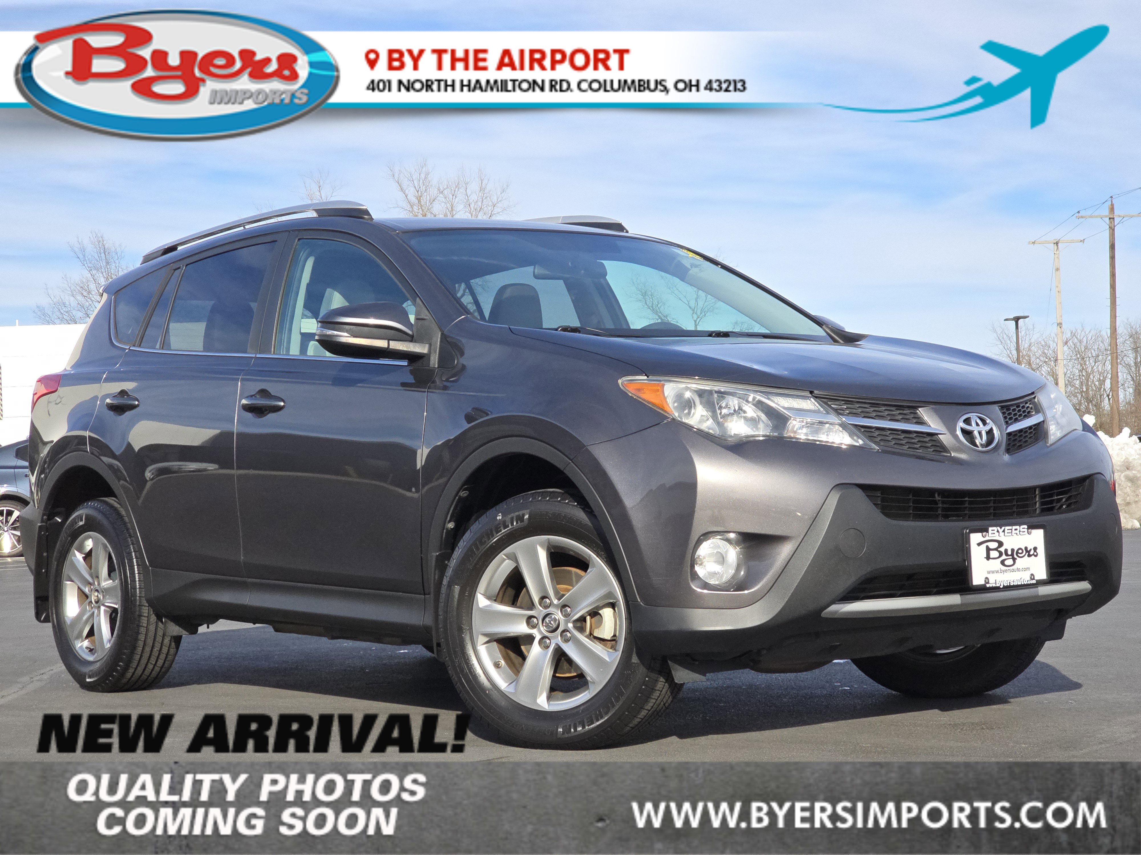 2015 Toyota RAV4 XLE's photo