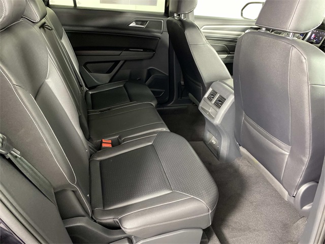 2020 Volkswagen Atlas Cross Sport V6 SEL photo 11