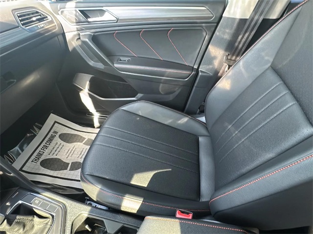 2024 Volkswagen Tiguan Wolfsburg Edition photo 16