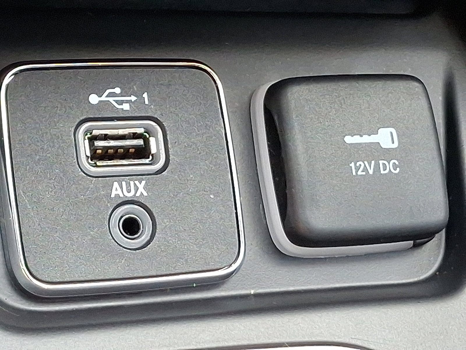 2019 Jeep Cherokee Altitude photo 20