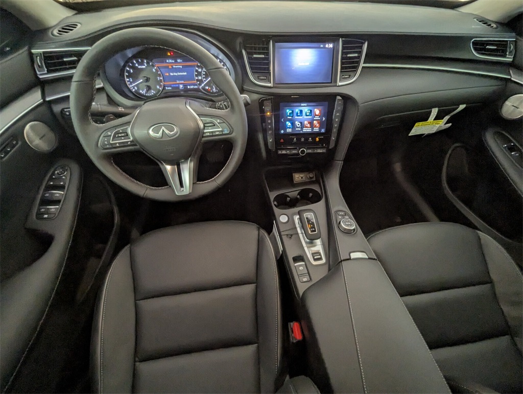 2025 Infiniti QX50 Luxe AWD photo 8