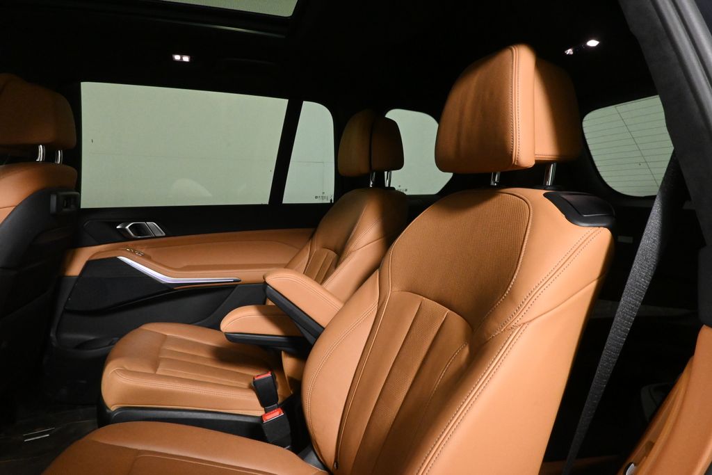 2022 Bmw X7 xDrive40i photo 5