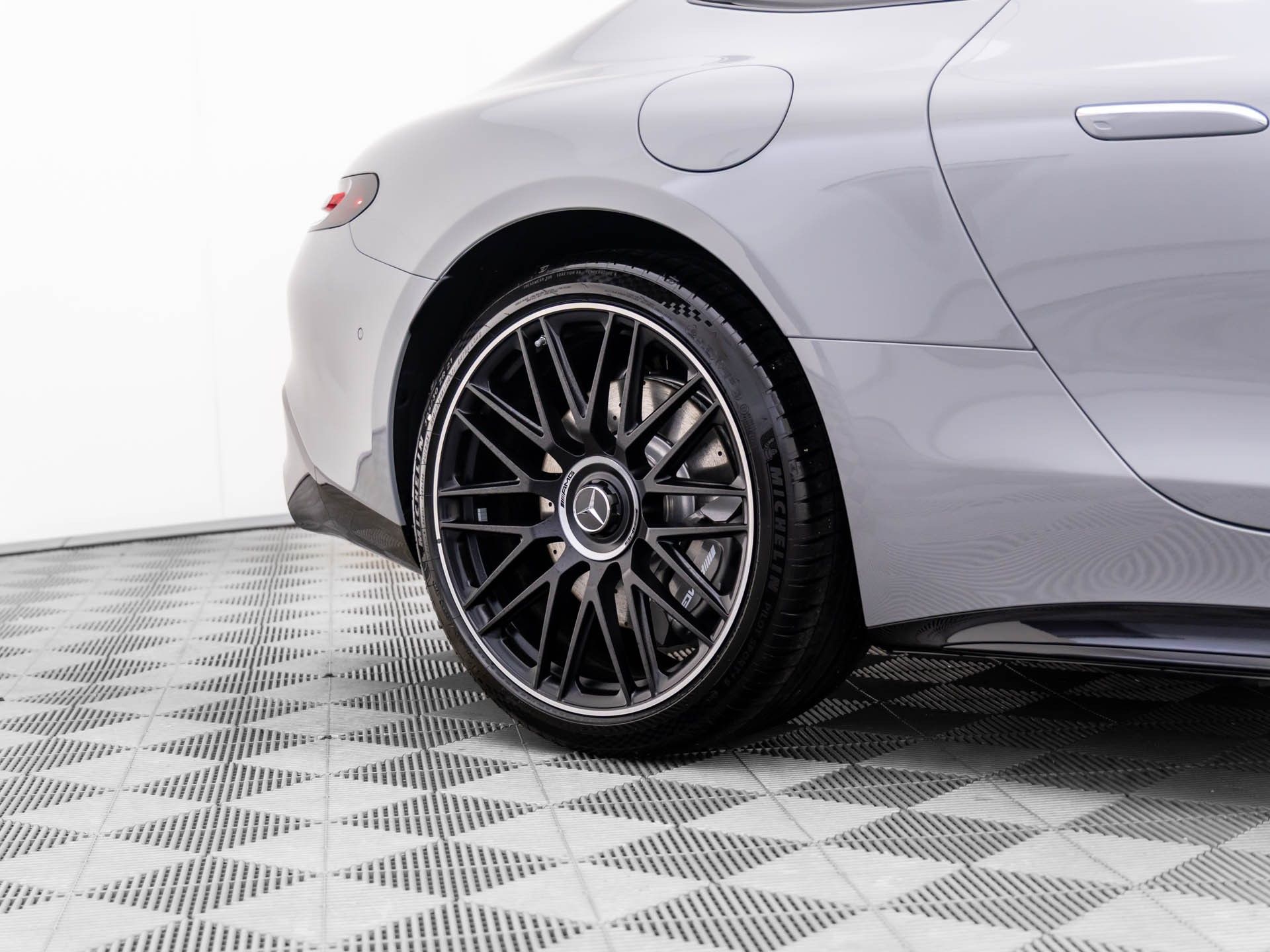 2025 Mercedes Benz AMG GT 43 photo 33