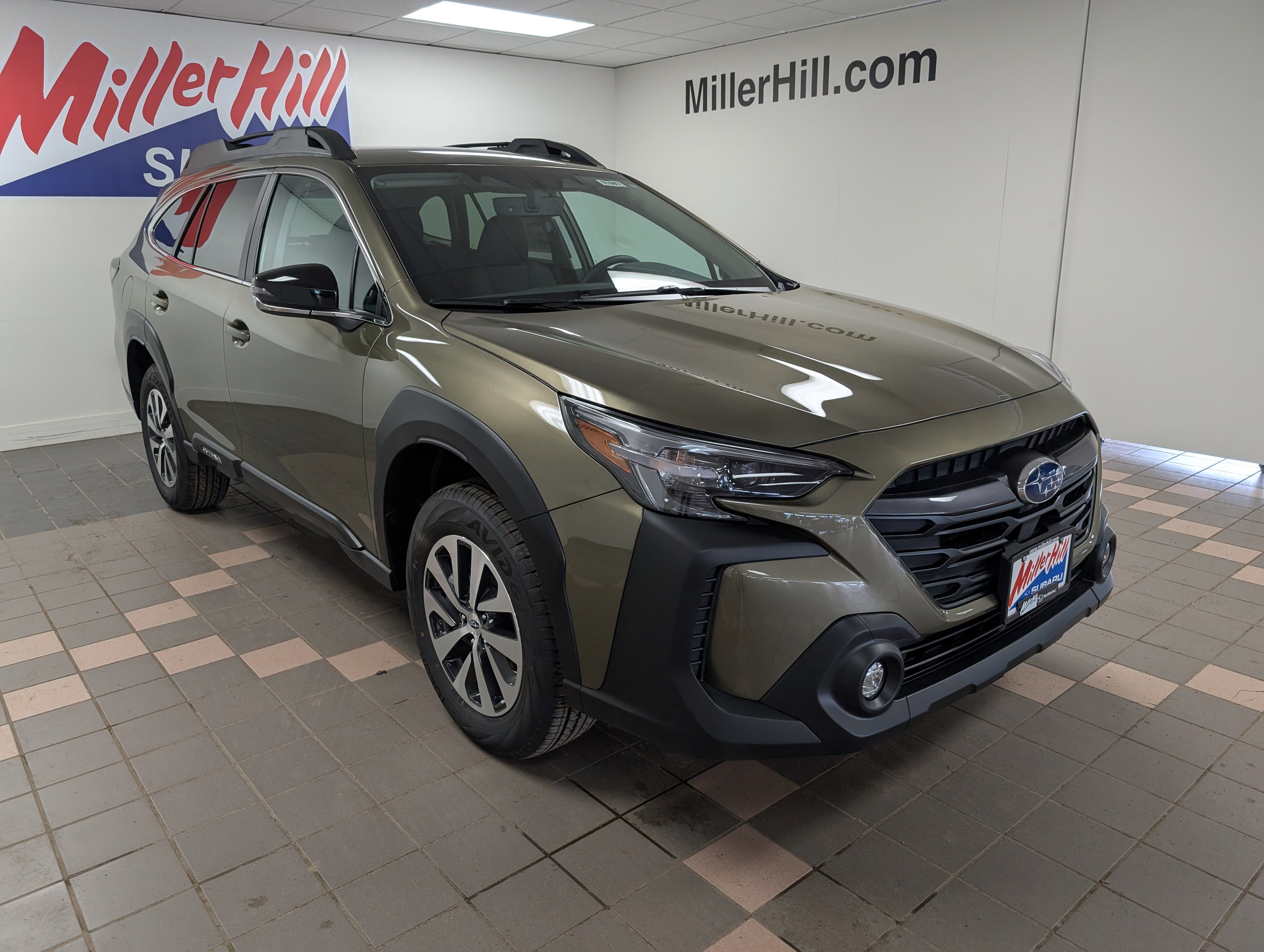2025 Subaru Outback Premium photo 3