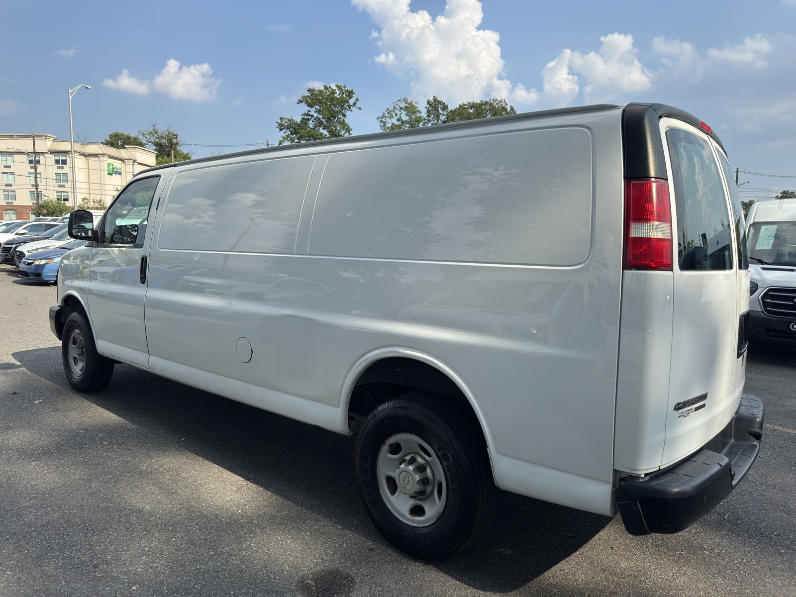 2020 Chevrolet Express Cargo Work Van 3500 photo 4