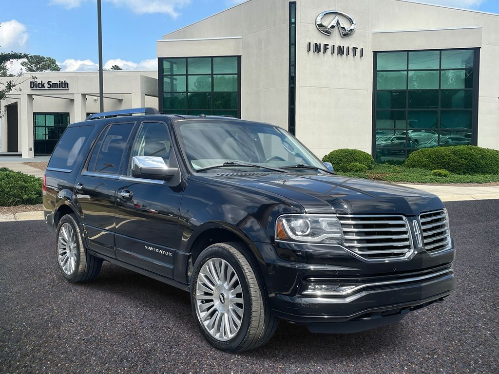 2017 Lincoln Navigator Select