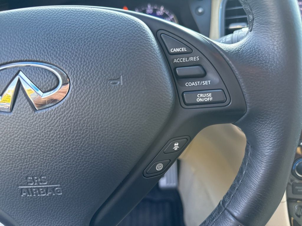 2017 Infiniti QX50 Base photo 8