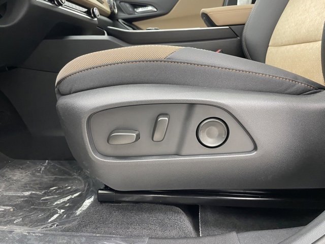 2026 Chevrolet Equinox ACTIV photo 3