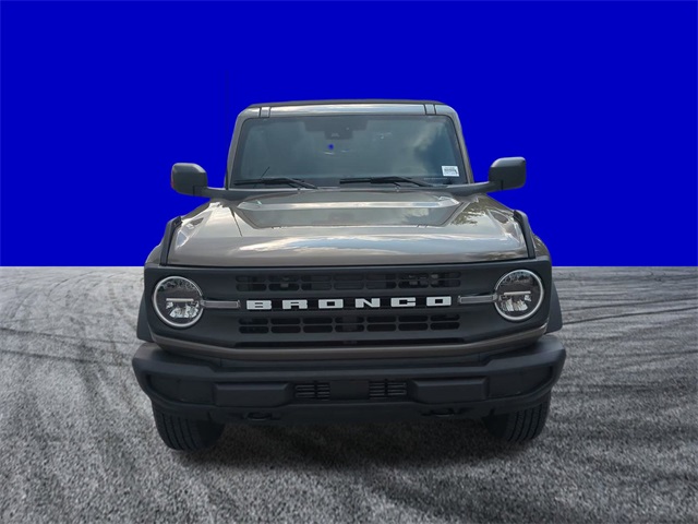 2025 Ford Bronco Base photo 4