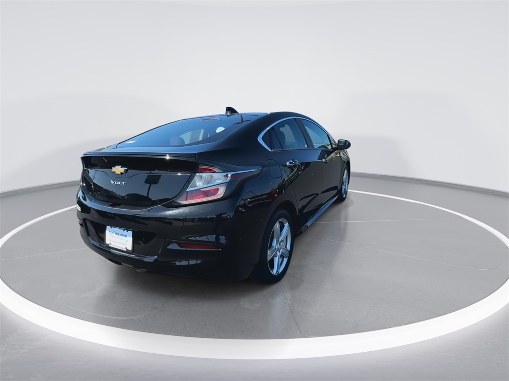 2018 Chevrolet Volt LT photo 8
