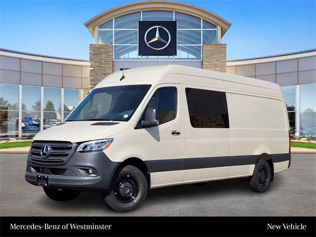 2025 Mercedes-Benz Sprinter Crew Van Base's photo