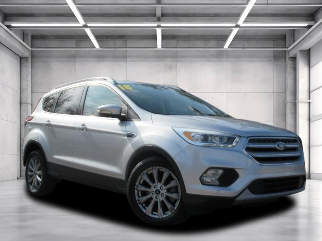 2018 Ford Escape Titanium's photo