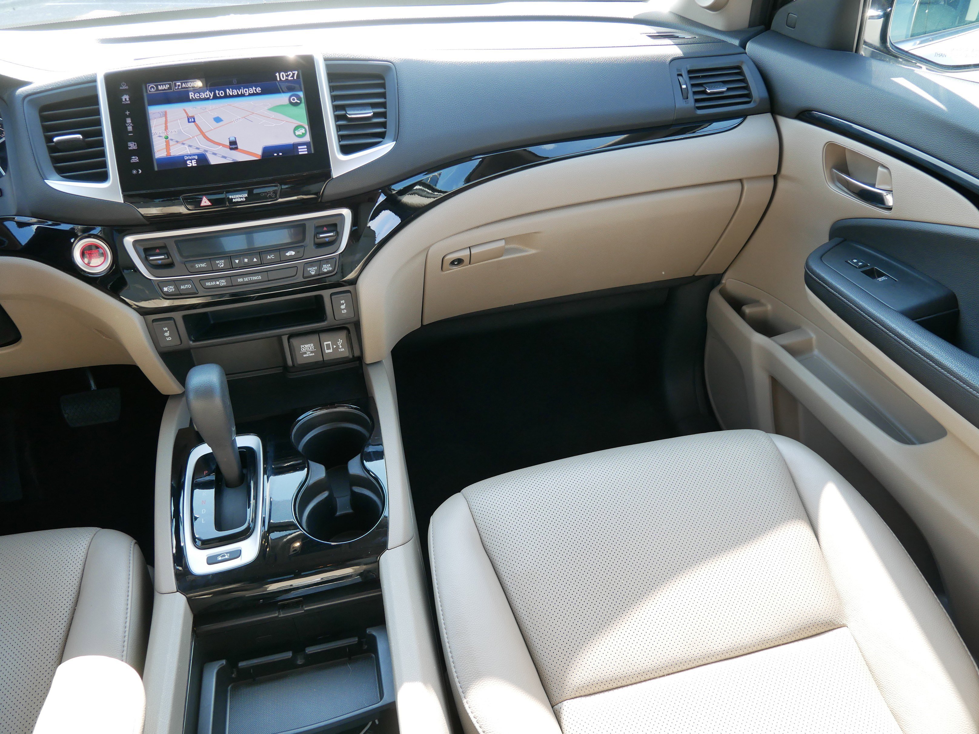 2017 Honda Ridgeline RTL-E photo 11