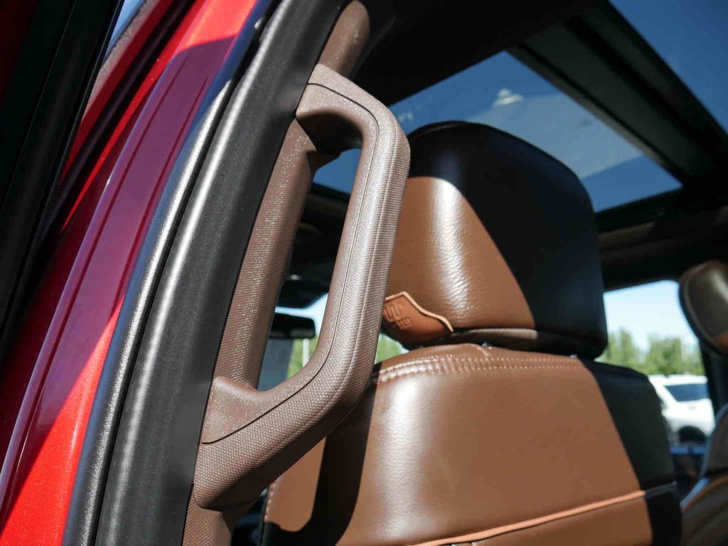 2024 Ford F-350 photo 14