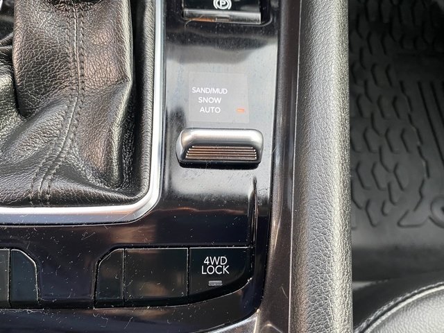 2022 Jeep Compass Latitude Lux photo 15