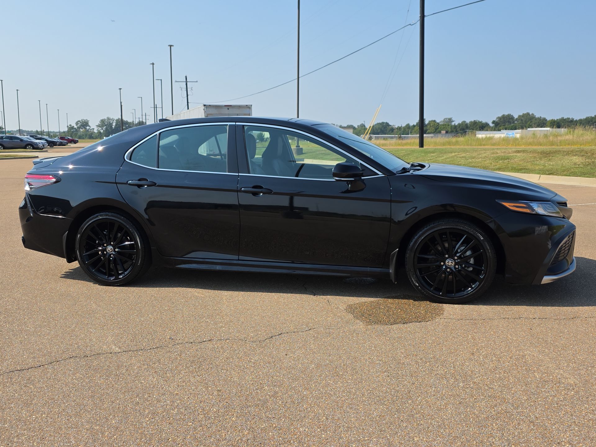 2024 Toyota Camry XSE photo 8