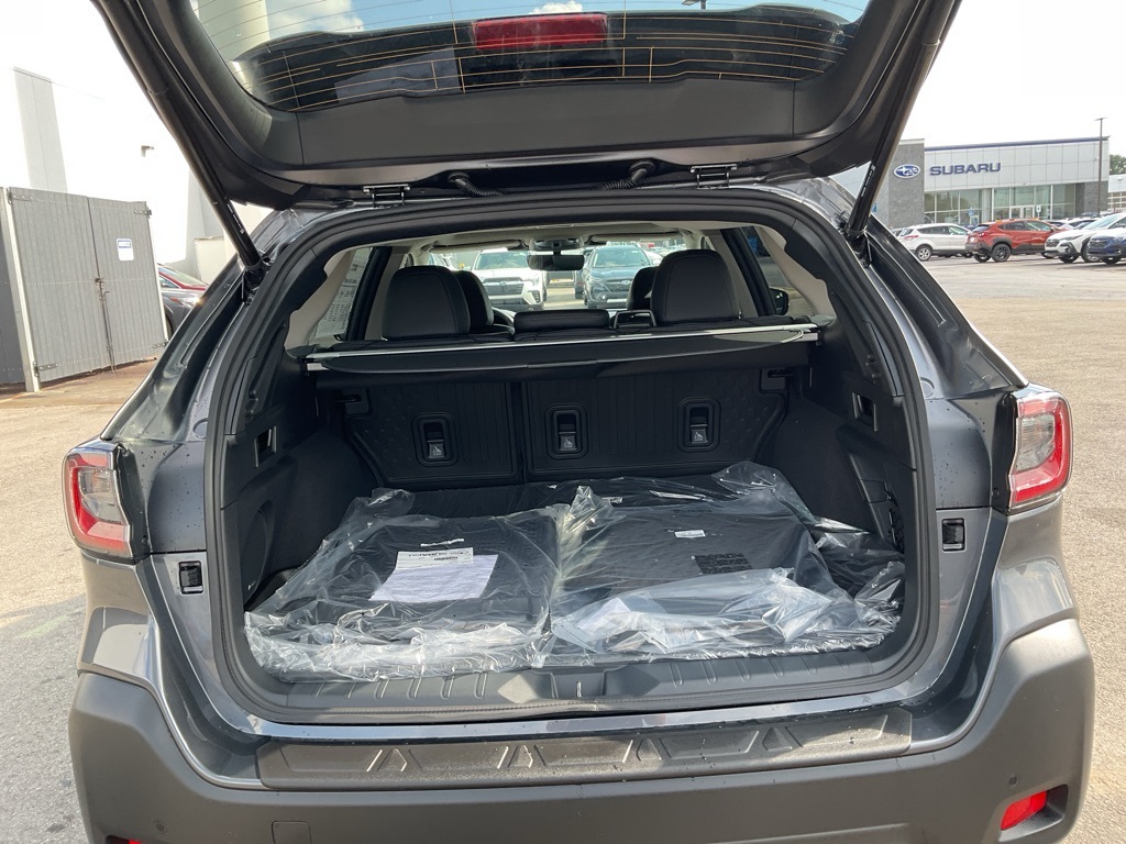 2025 Subaru Outback Limited photo 4