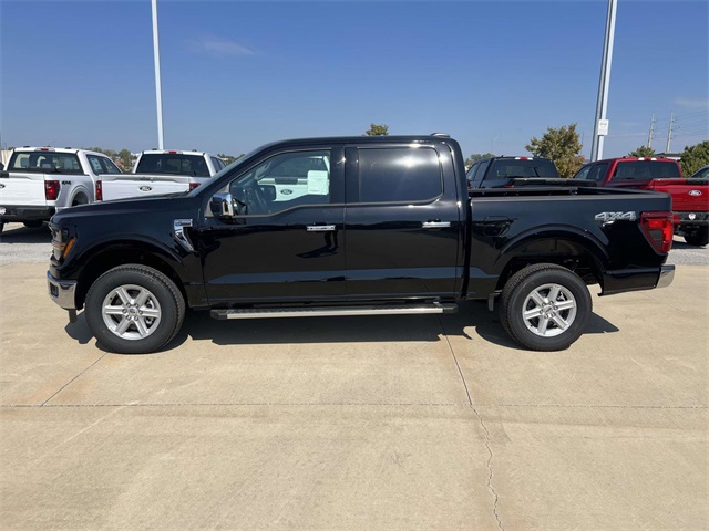 2025 Ford F-150 XLT photo 2