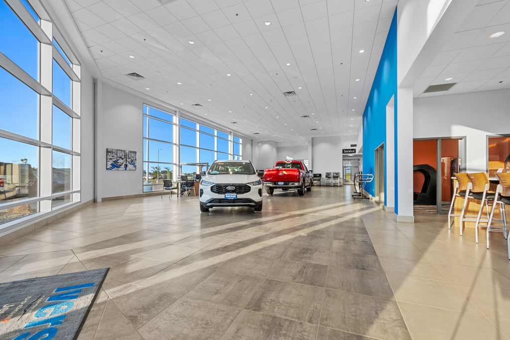 2019 Ram 1500 Laramie photo 12