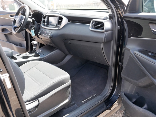 2020 Kia Sorento LX photo 21