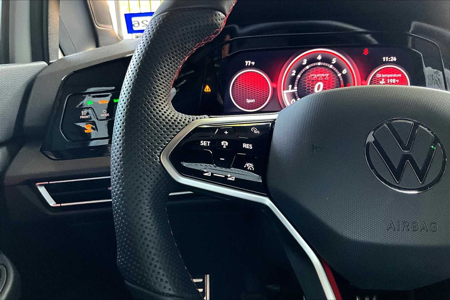 2024 Volkswagen Golf GTI 380 S photo 21