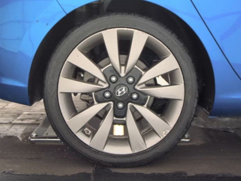 2018 Hyundai Elantra GT Sport photo 28