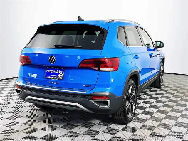 2024 Volkswagen Taos SE photo 4