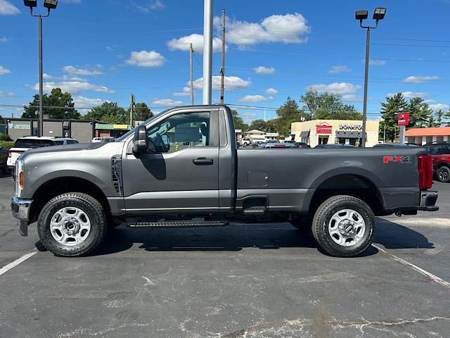2026 Ford F-350 XLT photo 16