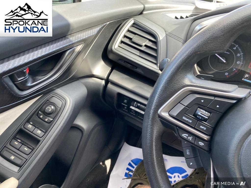 2018 Subaru Impreza Premium photo 19