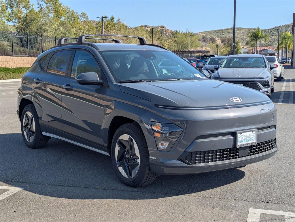 2025 Hyundai Kona Electric SEL photo 8