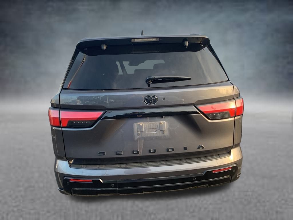 2024 Toyota Sequoia Platinum photo 3