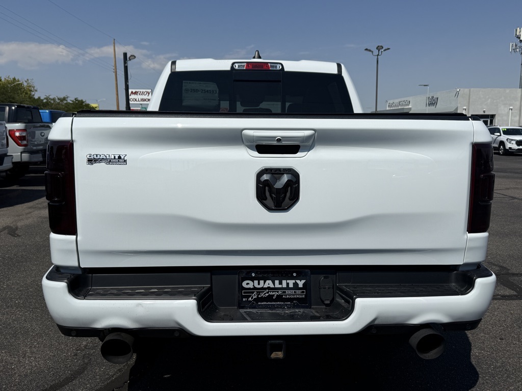 2024 Ram 1500 Laramie photo 6