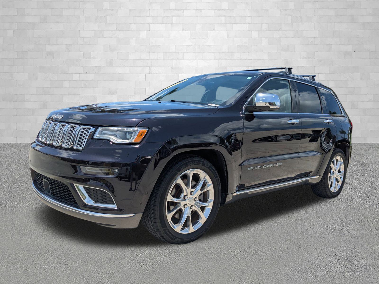 2020 Jeep Grand Cherokee Summit photo 5