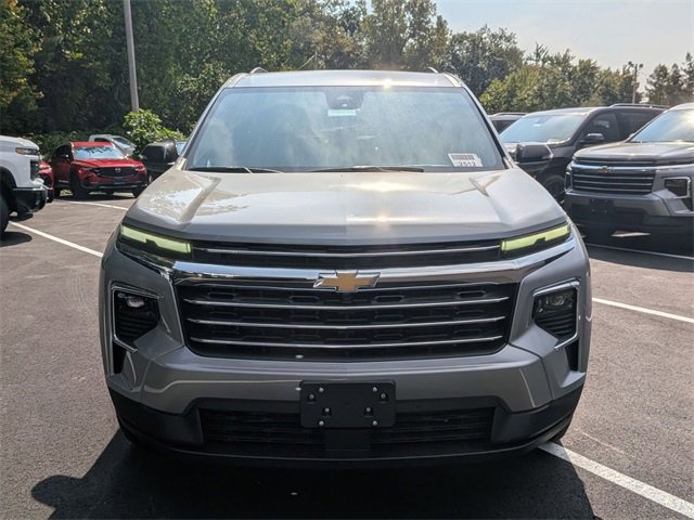 2026 Chevrolet Traverse photo 8
