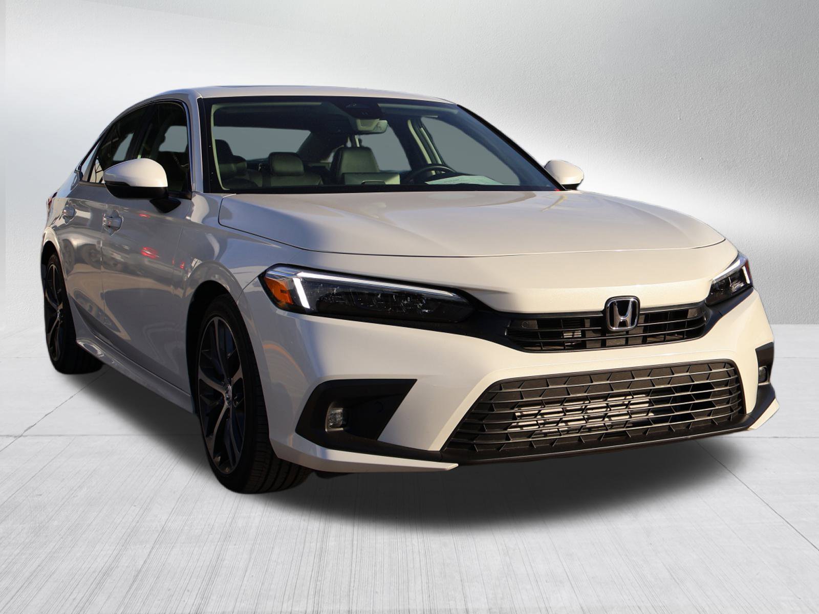 2024 Honda Civic Touring's photo