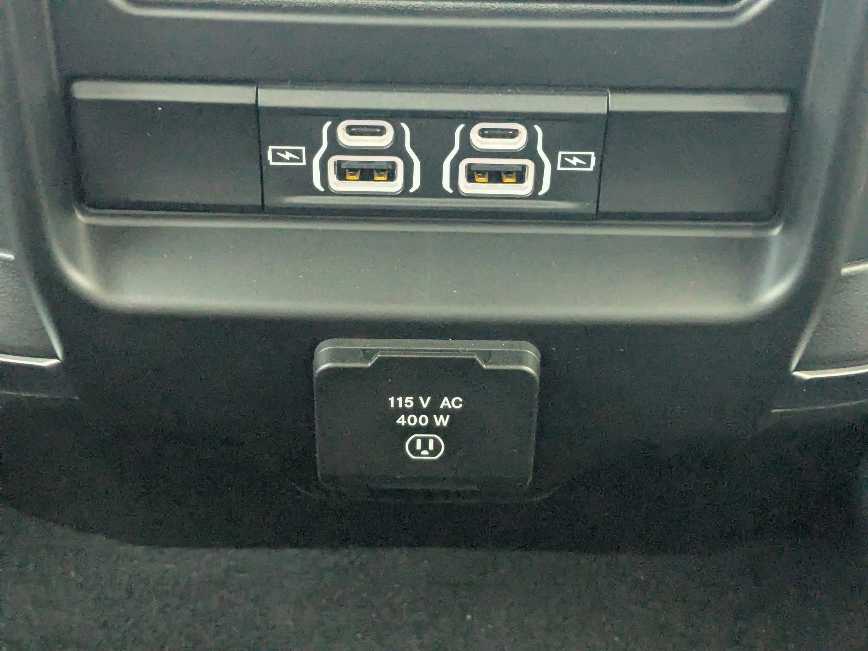 2025 Ram 2500 Big Horn photo 10