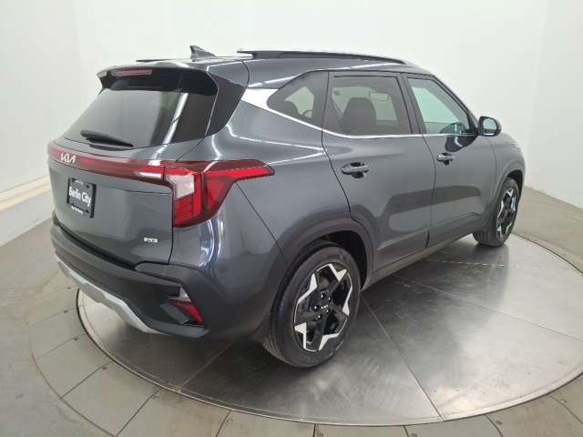2024 Kia Seltos EX photo 4