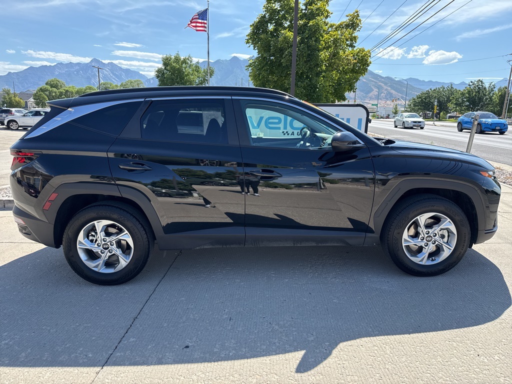 2024 Hyundai Tucson SEL photo 2