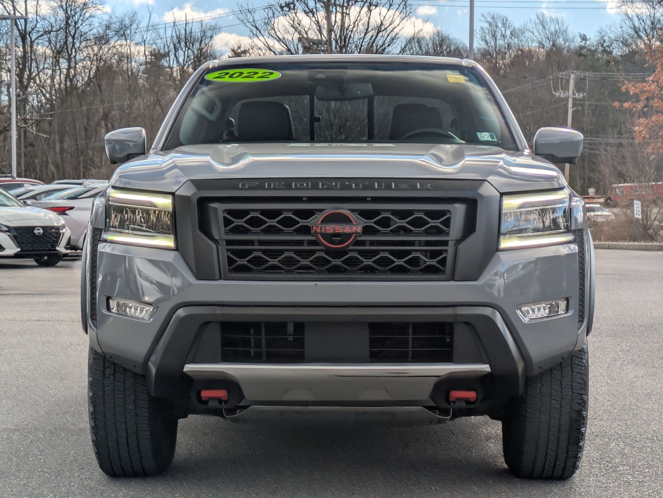 2022 Nissan Frontier PRO-4X photo 2