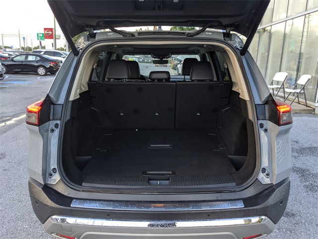 2022 Nissan Rogue Platinum photo 10