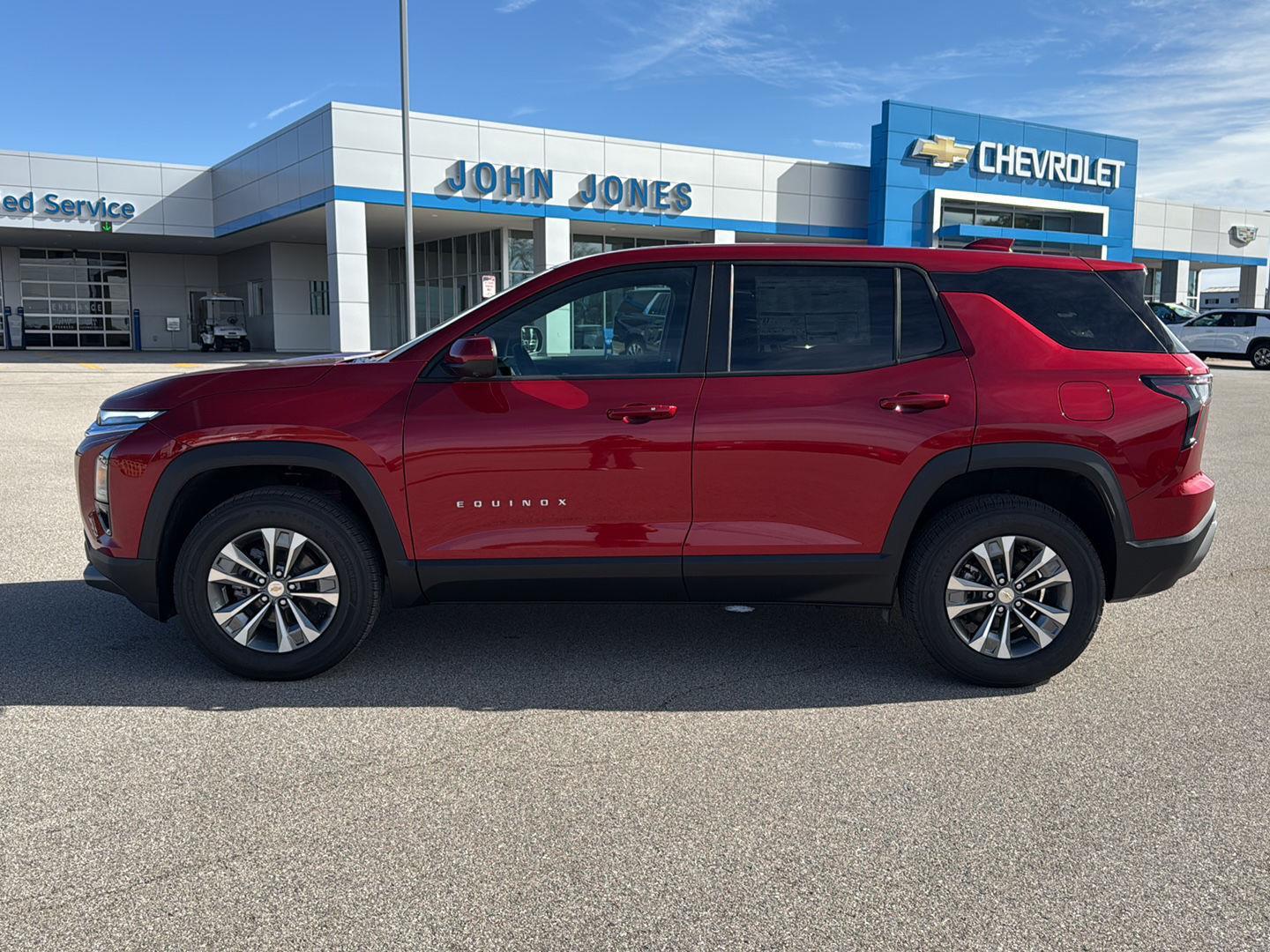 2026 Chevrolet Equinox LT photo 2