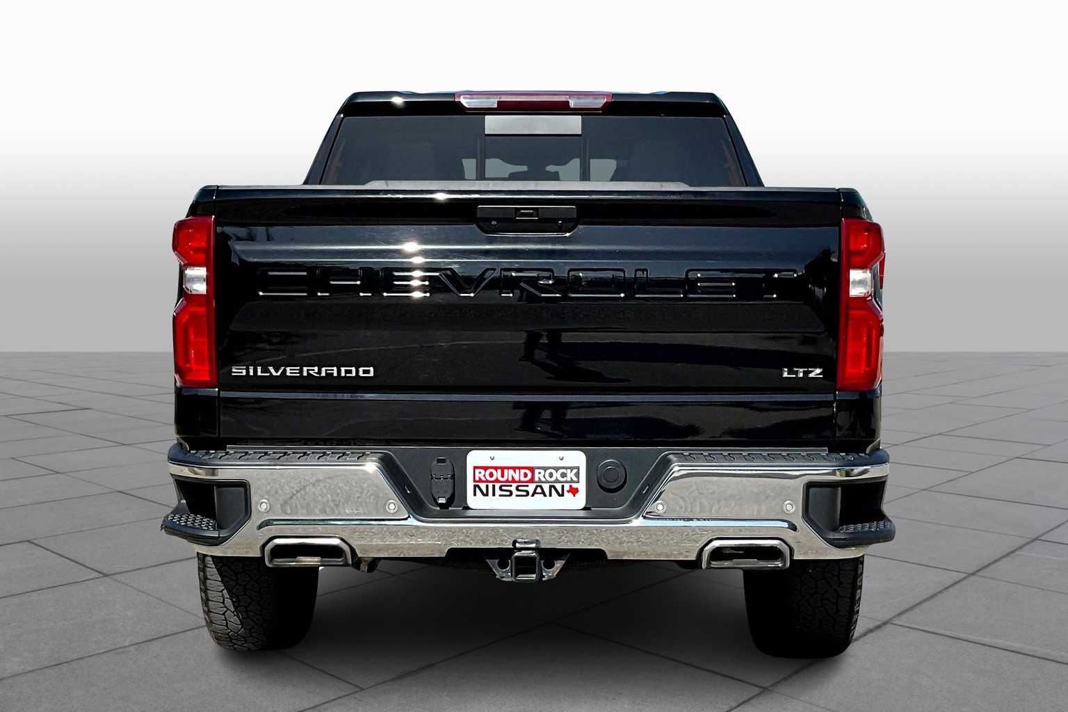 2022 Chevrolet Silverado 1500 LTZ photo 4