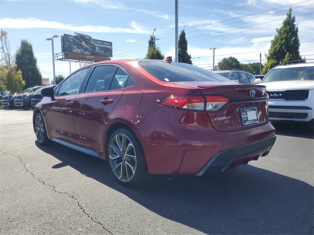 2022 Toyota Corolla SE photo 3