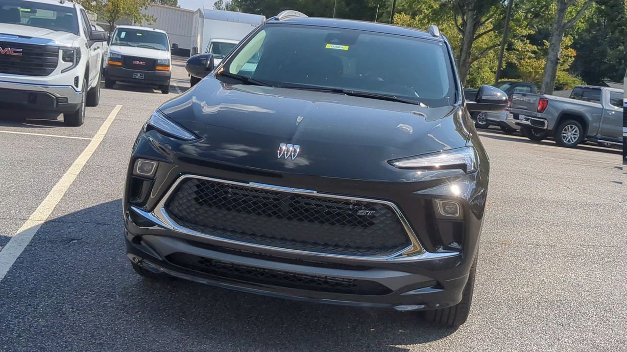 2026 Buick Encore GX Sport Touring photo 3